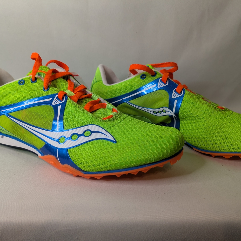 NIB Saucony Velocity 5 Men's Size 12 Track And Field Shoes Green